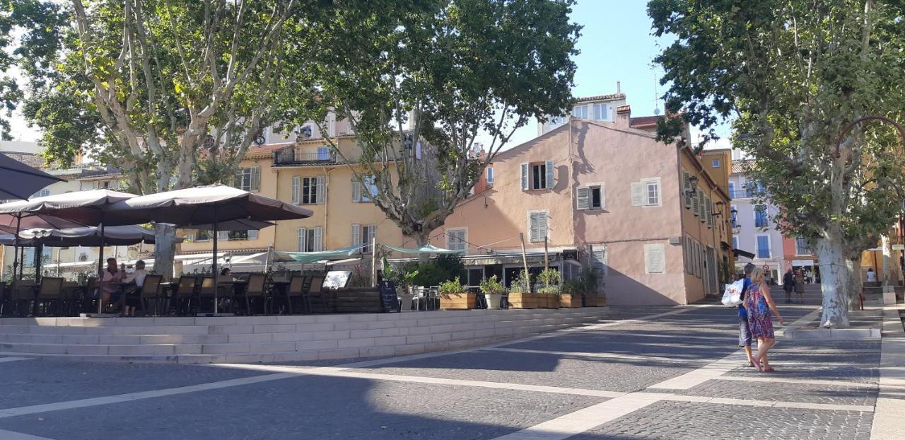 Appartement Centre-Historique 70 M2 Frejus Bagian luar foto